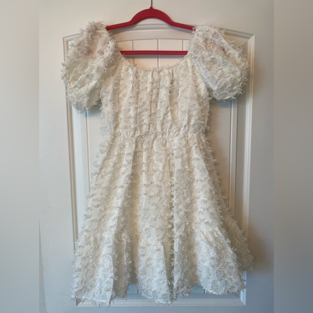 LULUS white dress